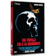 UNA FARFALLA CON LE ALI INSANGUINATE